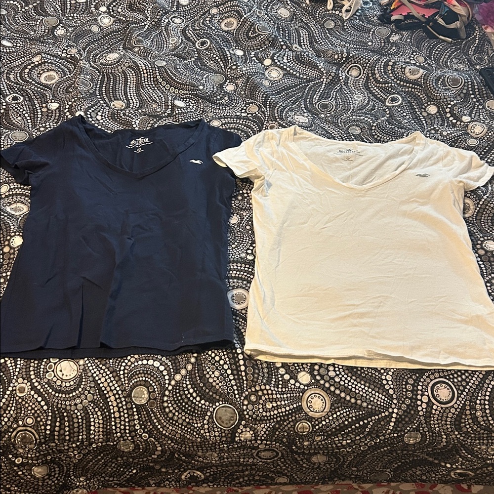 Hollister Womens S Navy and White Short Sleeve Tees (2 for 1!)